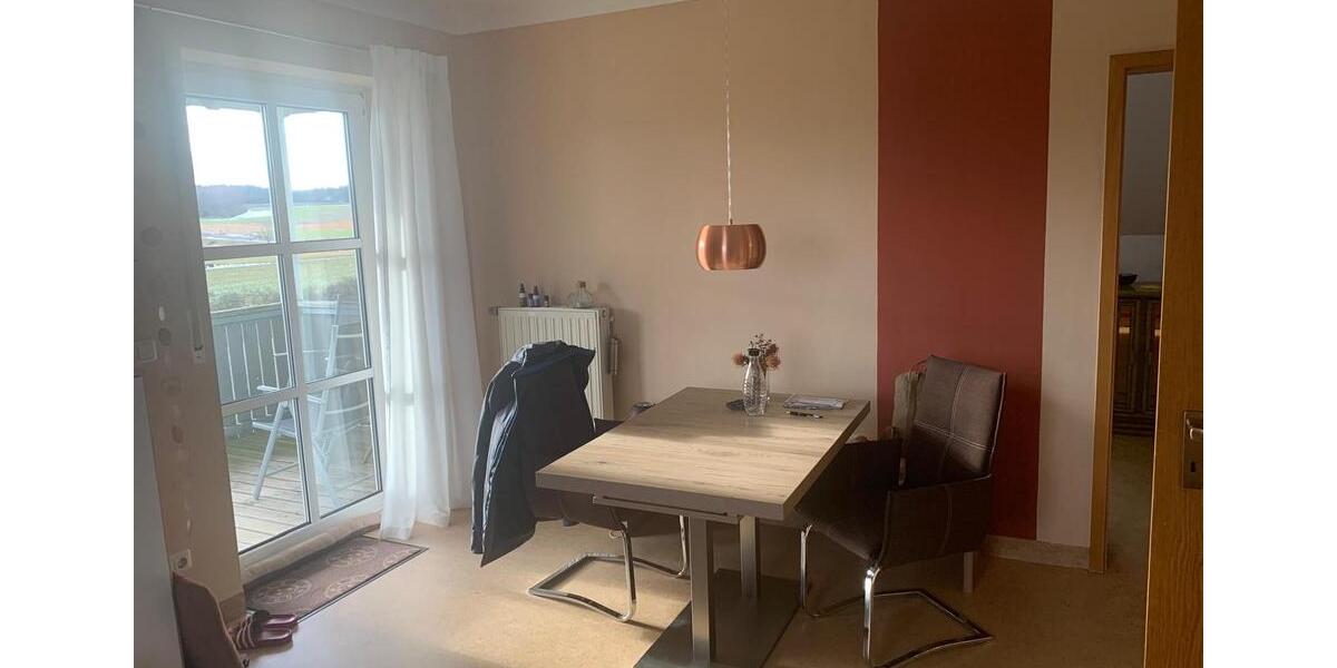 Dachgeschoßwohnung Hollfeld - 3 Zimmer, 80 m&sup2;, 520&euro; | Angebot:25648901