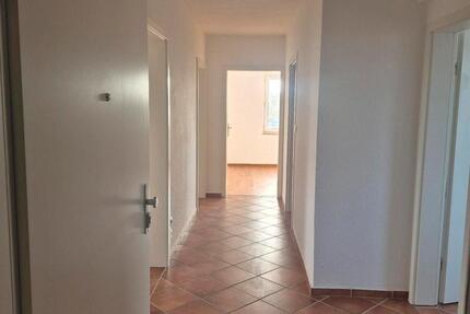 Wohnung Cuxhaven - 4 Zimmer, 81 m&sup2;, 850&euro; | Angebot:25966597