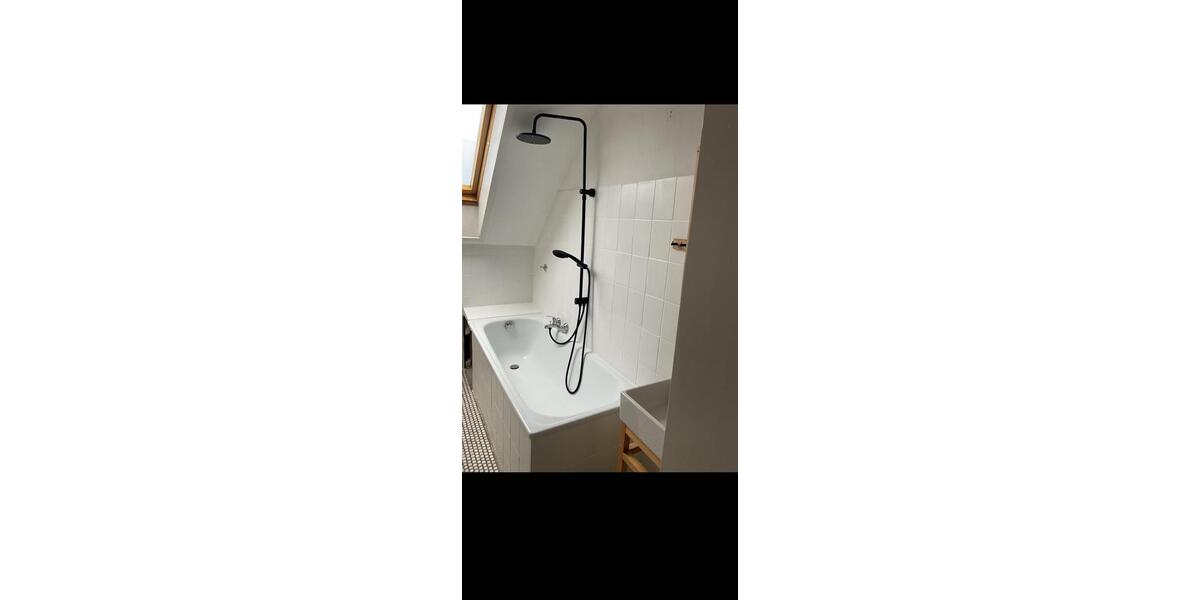 Dachgeschoßwohnung Wuppertal Elberfeld - 3 Zimmer, 69 m&sup2;, 635&euro; | Angebot:26337683