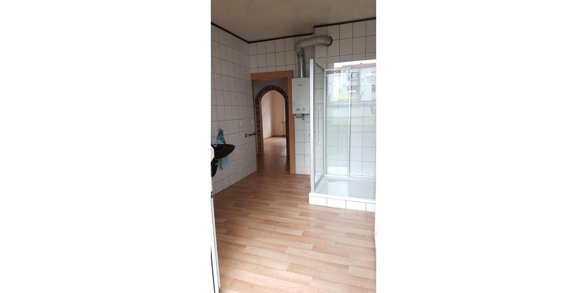 Etagenwohnung Jena - 2 Zimmer, 63 m&sup2;, 700&euro; | Angebot:26645944