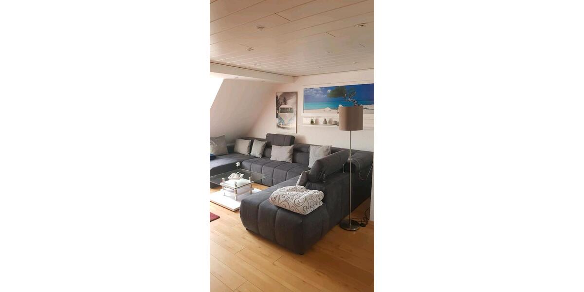 Dachgeschoßwohnung Lilienthal - 3 Zimmer, 65 m&sup2;, 495&euro; | Angebot:26102095