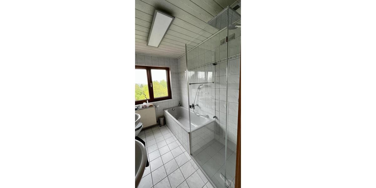 Dachgeschoßwohnung Spiegelberg - 3.5 Zimmer, 71 m&sup2;, 950&euro; | Angebot:26635622