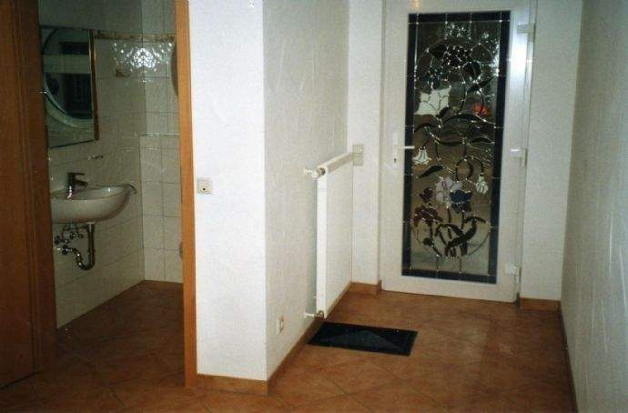 Elegante, moderne Doppelhaushälfte (links) mit ausgebautem UG,Terrasse, Garten, Stellplätzen, in ruhiger Lage von St. Ingbert Rohrbach 5 zimmer