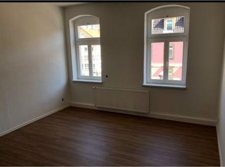 3-Raum-Wohnung in Pirna Copitz, große Zimmer, Abstellraum, Keller 3 zimmer