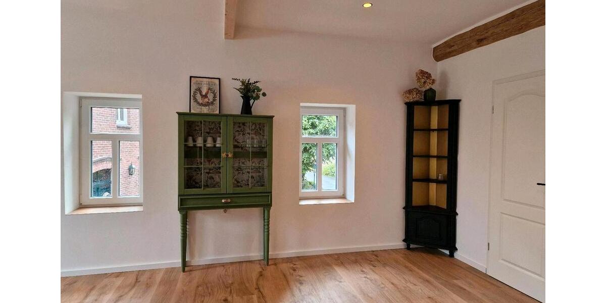 Dachgeschoßwohnung Schortens - 2 Zimmer, 65 m&sup2;, 700&euro; | Angebot:25926985