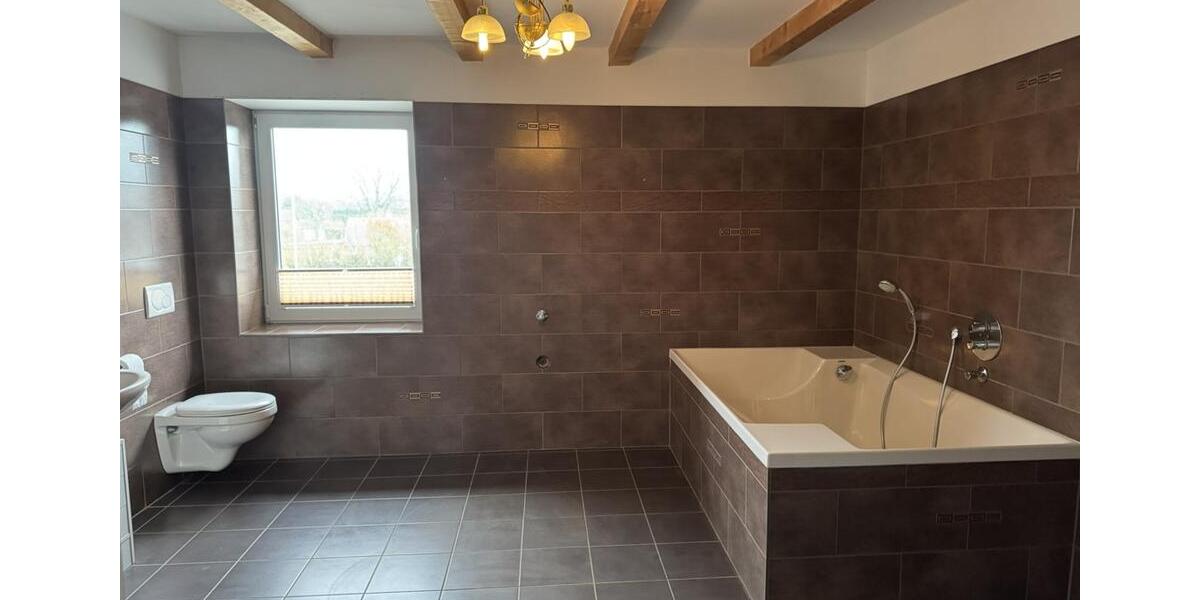Etagenwohnung Sankt Michaelisdonn - 2 Zimmer, 143 m&sup2;, 1.290&euro; | Angebot:26665942