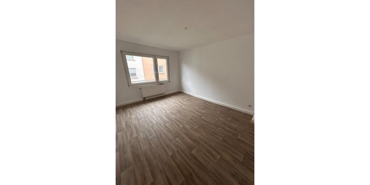 Etagenwohnung Wuppertal - 3 Zimmer, 70 m&sup2;, 580&euro; | Angebot:24588674