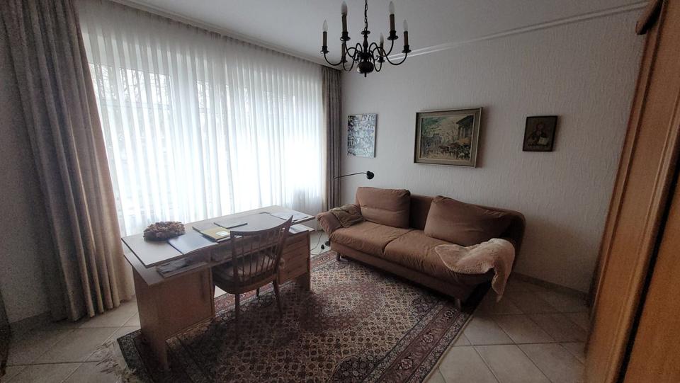 Etagenwohnung Baesweiler - 3 Zimmer, 125 m&sup2;, 1.062&euro; | Angebot:24849634