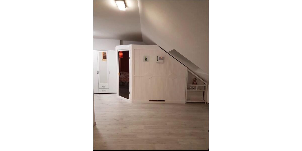 Dachgeschoßwohnung Kassel Philippinenhof-Warteberg - 1 Zimmer, 80 m&sup2;, 1.400&euro; | Angebot:25655264