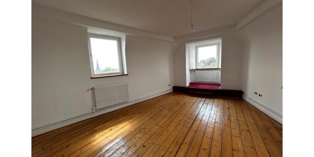 Etagenwohnung Wermelskirchen - 6 Zimmer, 110 m&sup2;, 950&euro; | Angebot:26548367