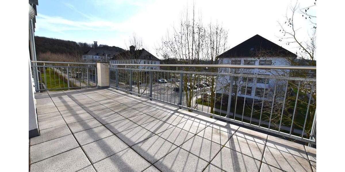 Etagenwohnung Hemer - 2 Zimmer, 83 m&sup2;, 995&euro; | Angebot:25287648