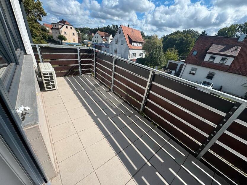 Moderne Kernsanierte 4-Zimmer-Wohnung in Stein