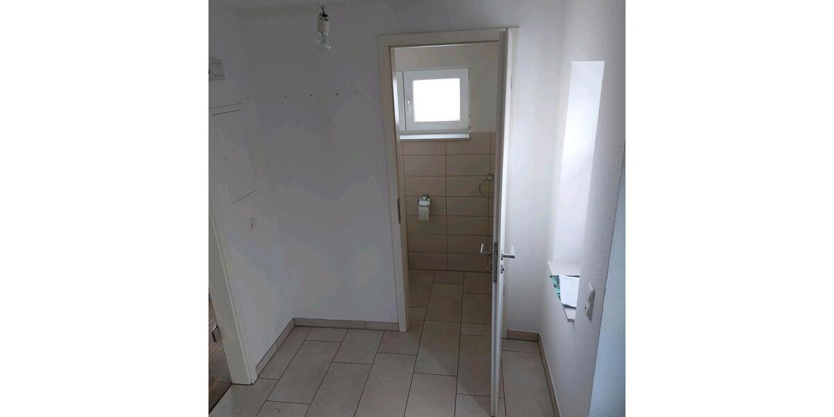 Doppelhaushälfte in Aachen-Bildchen mit Garten und Garage 3 zimmer