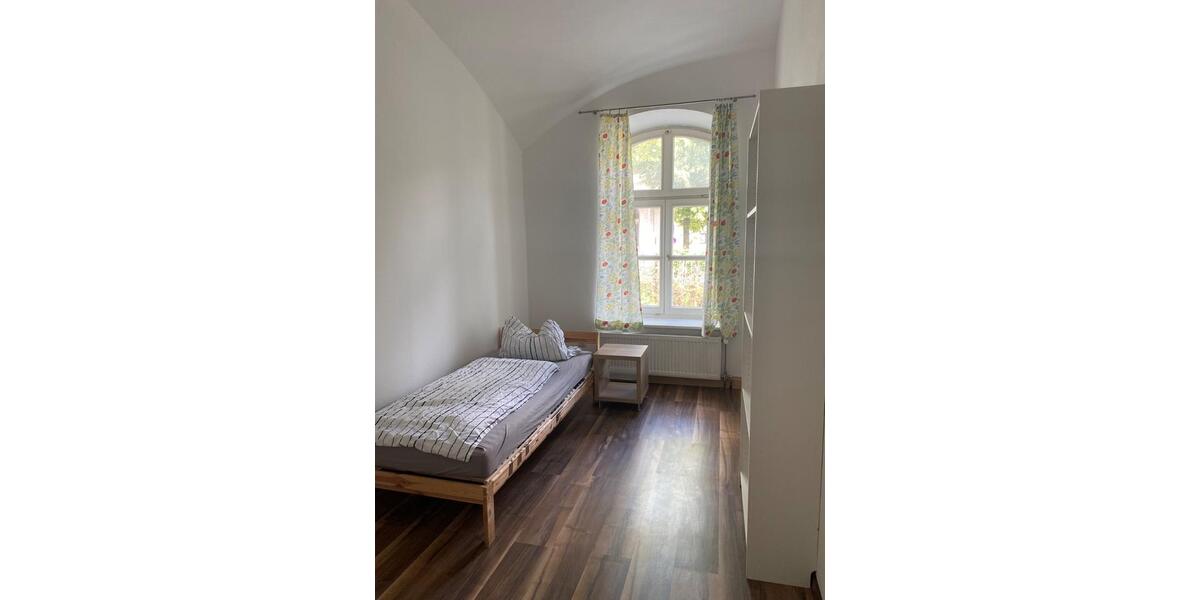 Wohnen auf Zeit Ingolstadt Münchener Straße - 10 Zimmer, 25 m&sup2;, 17&euro; | Angebot:25653923