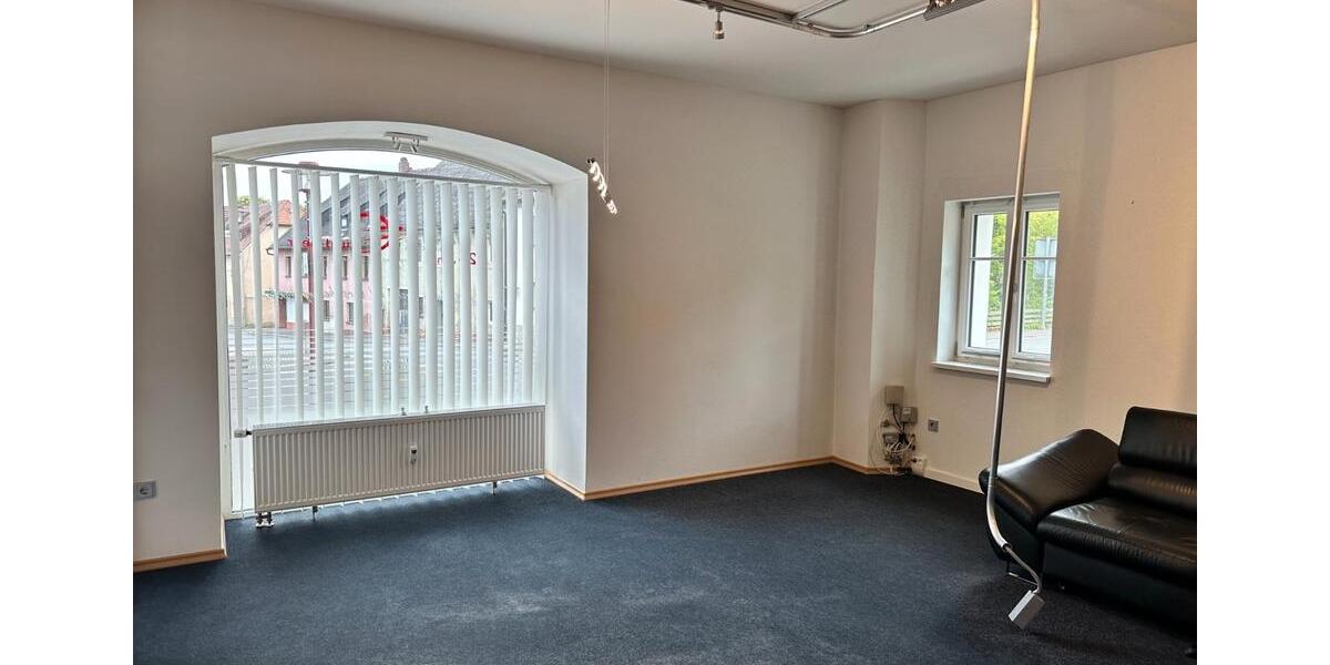 Gewerbeobjekt Windischeschenbach - 1.500&euro; | Angebot:26638207