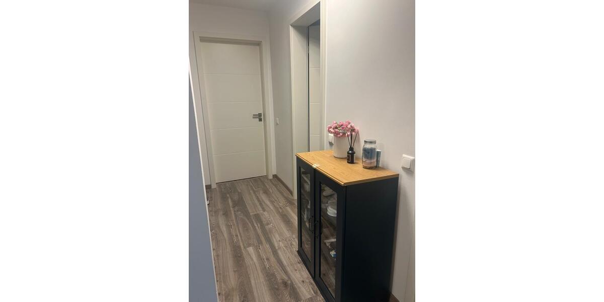 Dachgeschoßwohnung Erftstadt - 3 Zimmer, 80 m&sup2;, 860&euro; | Angebot:24659960