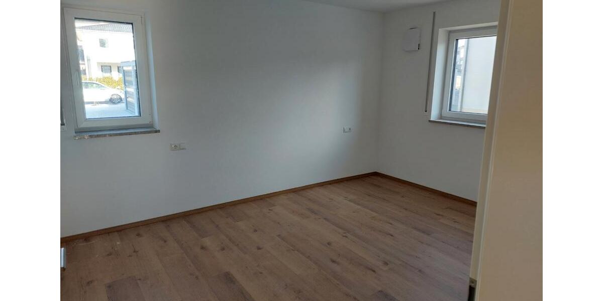 Erdgeschoßwohnung Bissingen - 3.5 Zimmer, 80 m&sup2;, 950&euro; | Angebot:26525677