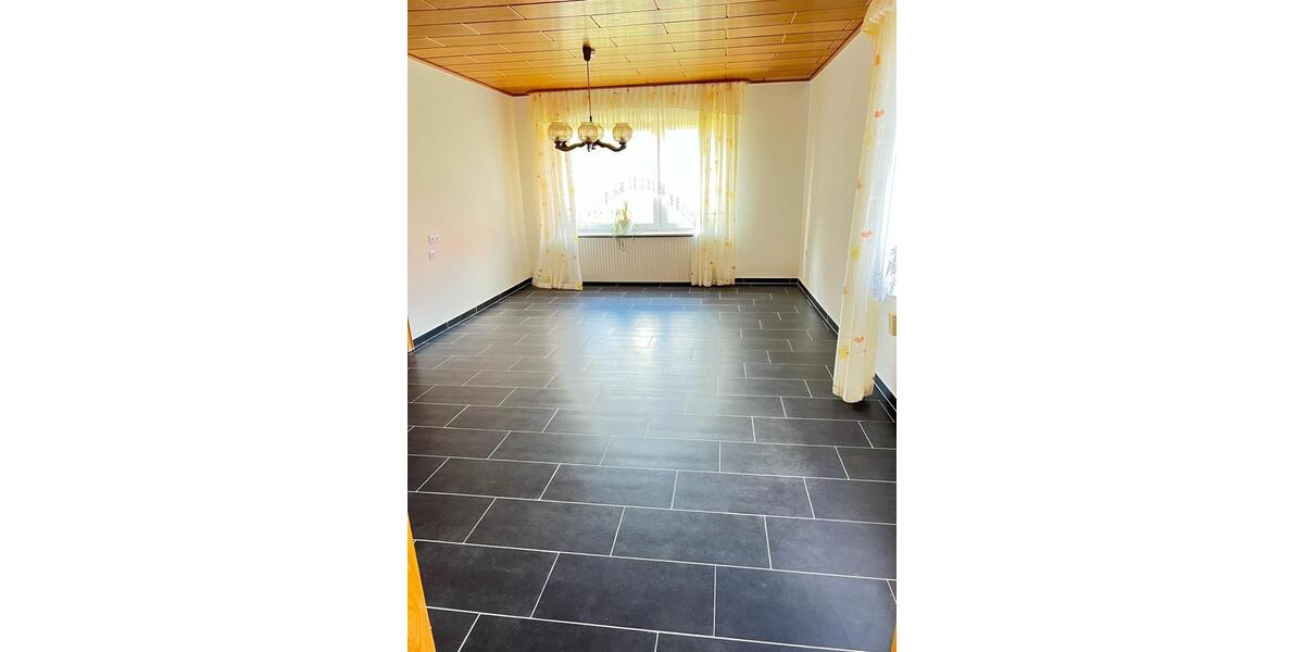Einfamilienhaus Aurich - 5 Zimmer, 155 m&sup2;, 1.500&euro; | Angebot:26122504