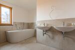 Etagenwohnung Neuburg am Inn - 4.5 Zimmer, 130 m&sup2;, 1.250&euro; | Angebot:26131537
