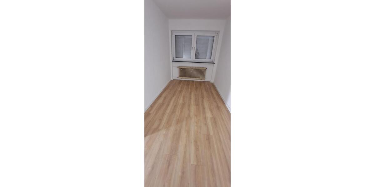 Hochparterre Süßen - 3 Zimmer, 67 m&sup2;, 900&euro; | Angebot:24594620