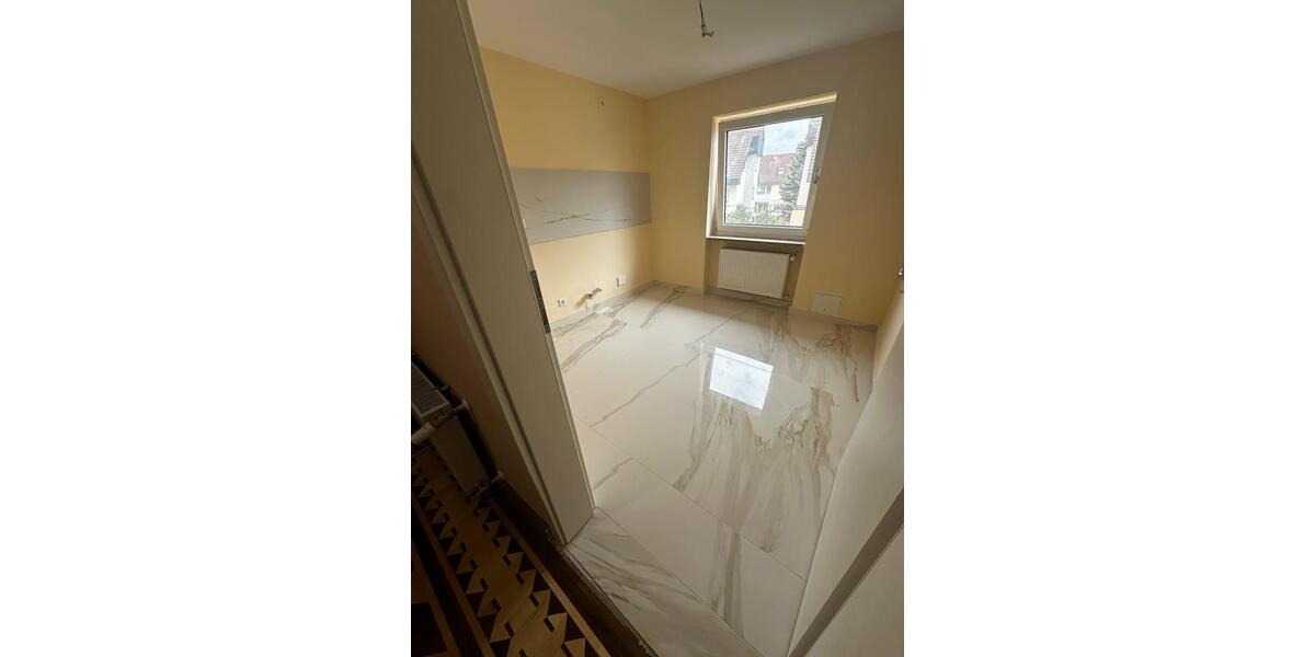 Etagenwohnung Fürth Bislohe - 3 Zimmer, 108 m&sup2;, 1.450&euro; | Angebot:24869414