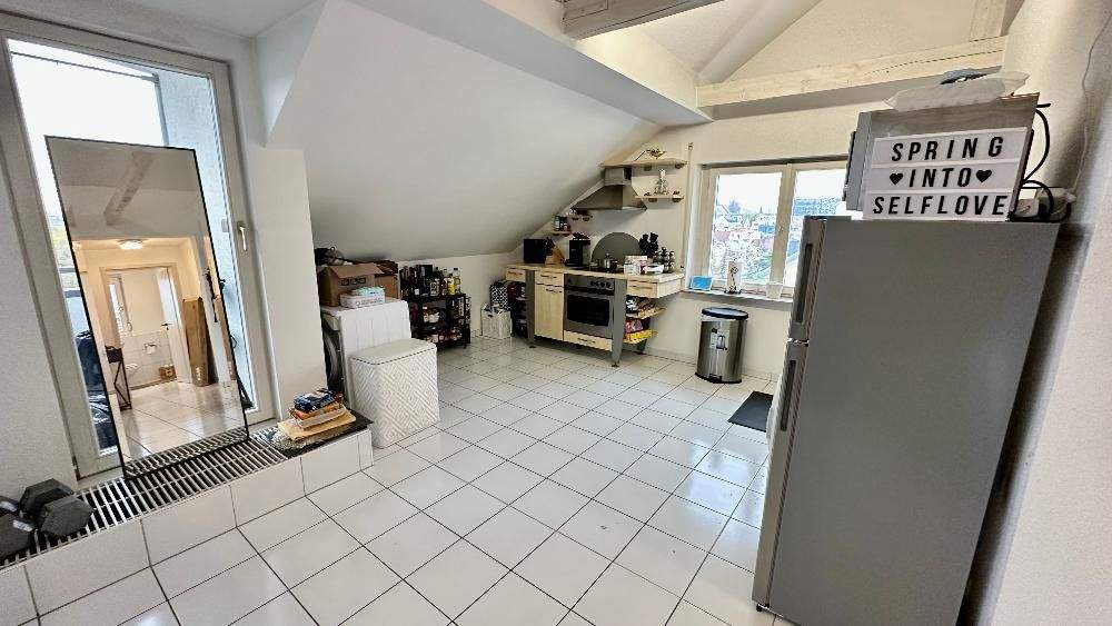 Etagenwohnung Böblingen - 3 Zimmer, 95 m&sup2;, 2.100&euro; | Angebot:24990770