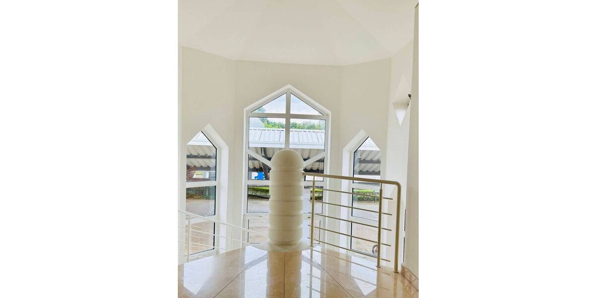 Gewerbeobjekt Oldenburg Tweelbäke - 7 Zimmer, 300 m&sup2;, 3.100&euro; | Angebot:25773824