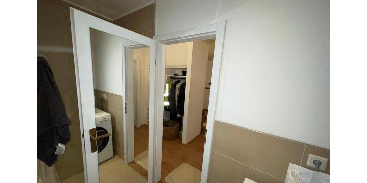 Etagenwohnung Leverkusen Bergisch Neukirchen - 3 Zimmer, 1.270&euro; | Angebot:23169761