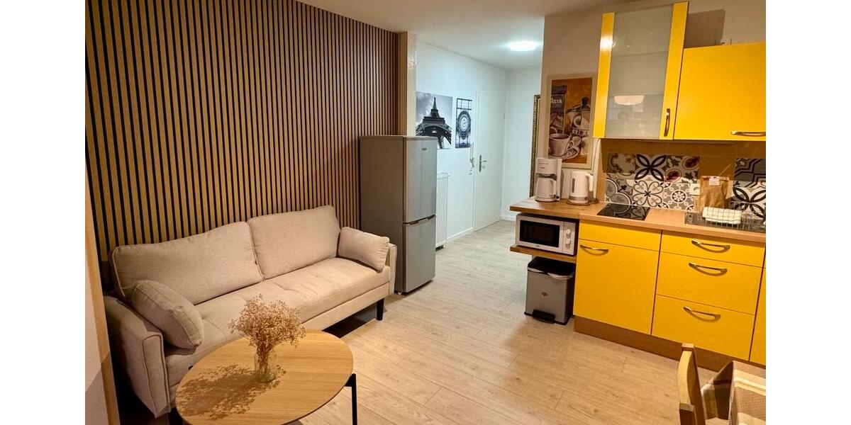 Erdgeschoßwohnung Wismar Altstadt - 1 Zimmer, 28 m&sup2;, 500&euro; | Angebot:26037488