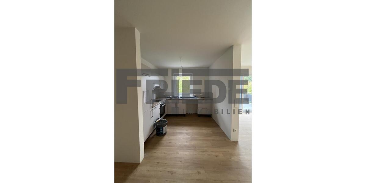Erdgeschoßwohnung Bienenbüttel - 3 Zimmer, 103 m&sup2;, 1.239&euro; | Angebot:24700476
