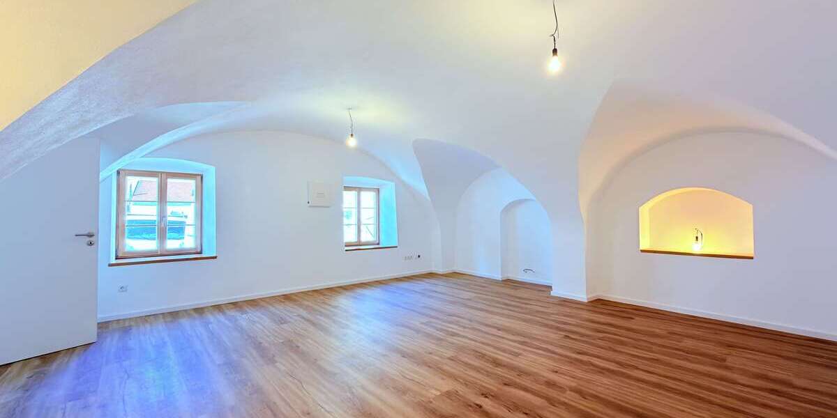 Etagenwohnung Kraiburg am Inn - 3 Zimmer, 121 m&sup2;, 1.395&euro; | Angebot:25650029