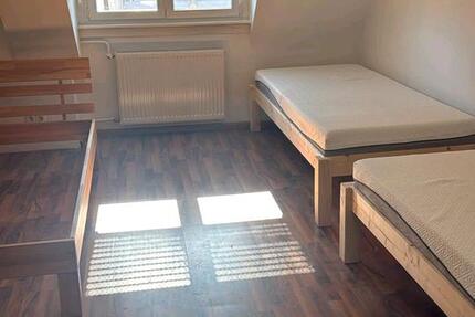 Haus Emmendingen - 10 Zimmer, 14 m&sup2;, 400&euro; | Angebot:27617798