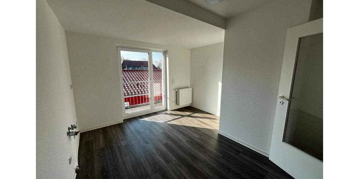 Dachgeschoßwohnung Osnabrück Eversburg - 2 Zimmer, 74 m&sup2;, 815&euro; | Angebot:26603411