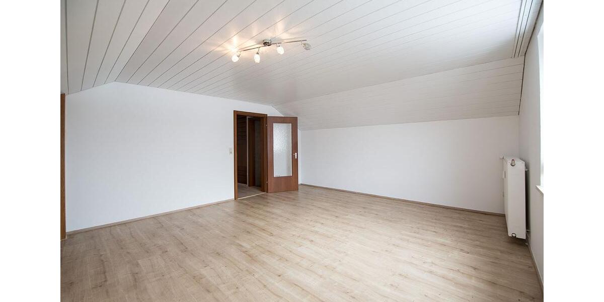 Dachgeschoßwohnung Kaufering - 2 Zimmer, 59 m&sup2;, 890&euro; | Angebot:24846927