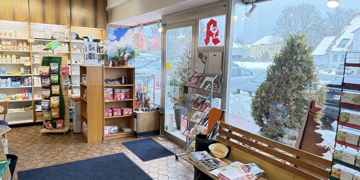 Gewerbeobjekt Nürnberg Ziegelstein - 3 Zimmer, 1.200&euro; | Angebot:26141126