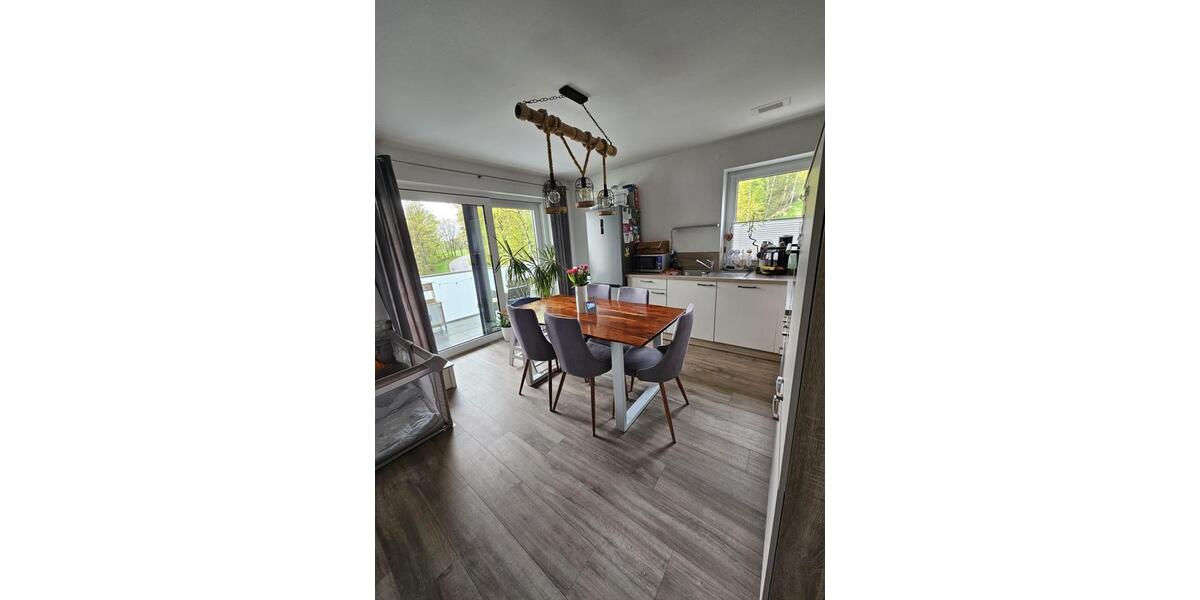 Etagenwohnung Tittling - 3 Zimmer, 78 m&sup2;, 900&euro; | Angebot:26632571