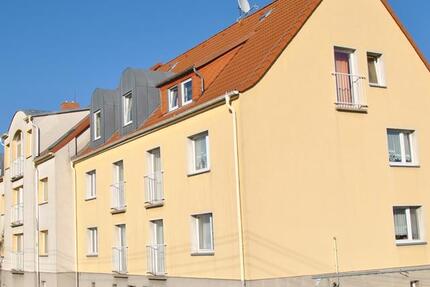 Wohnung Fraureuth - 3 Zimmer, 57 m&sup2;, 298&euro; | Angebot:26073242