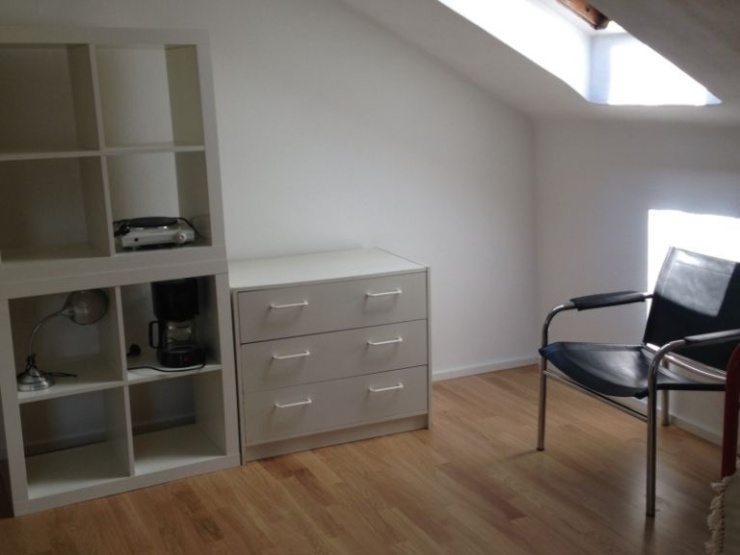 Schönes helles ruhiges WG Zimmer, Parkett, zentral - Zimmer Leimen | Angebot:27348934