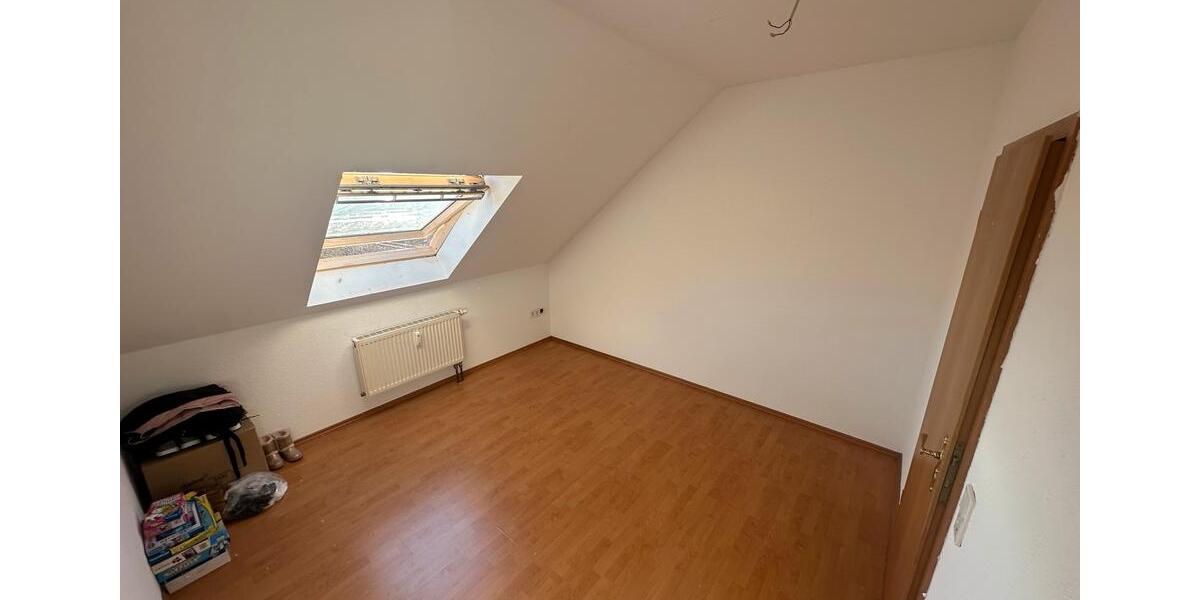 Großzügige 5ZKB Dachgeschosswohnung mit 2 Balkonen 5 zimmer