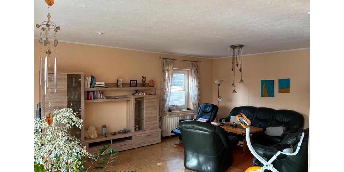 Etagenwohnung Twistringen - 3 Zimmer, 135 m&sup2;, 1.300&euro; | Angebot:25547980