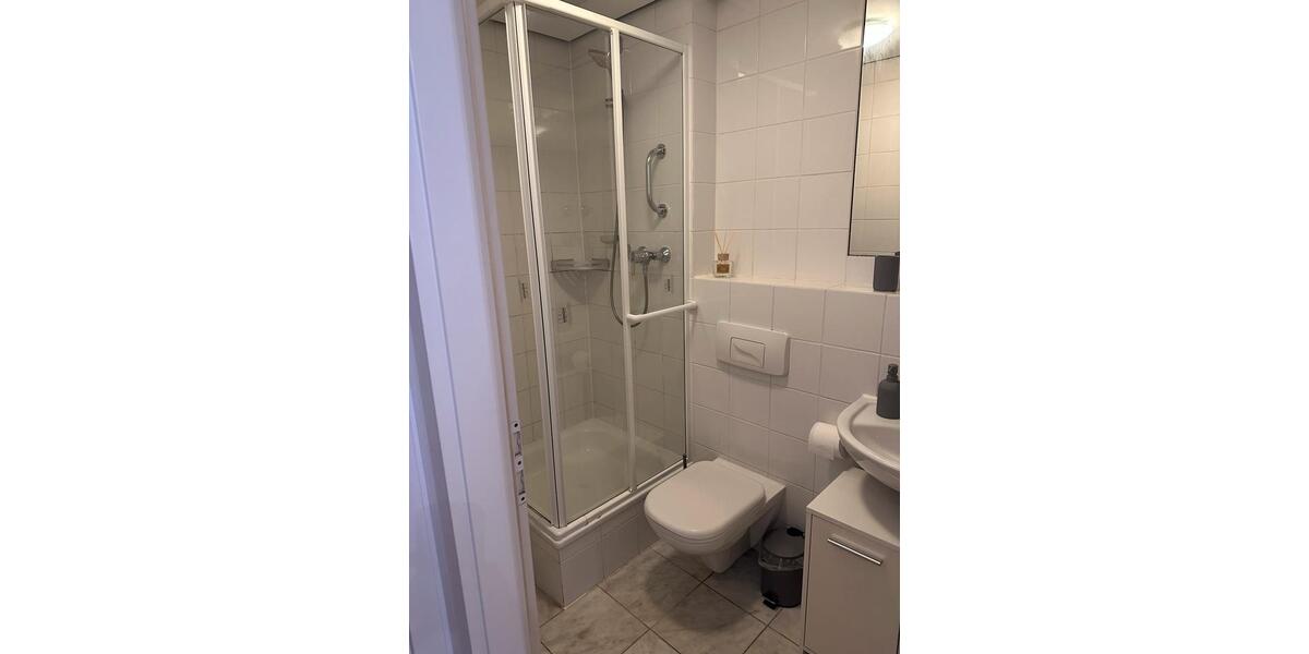 Etagenwohnung Düsseldorf Stadtbezirk 5 - 1 Zimmer, 40 m&sup2;, 1.429&euro; | Angebot:26535335
