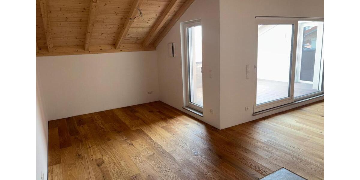 Dachgeschoßwohnung Feichten an der Alz - 2 Zimmer, 86 m&sup2;, 1.217&euro; | Angebot:26192986