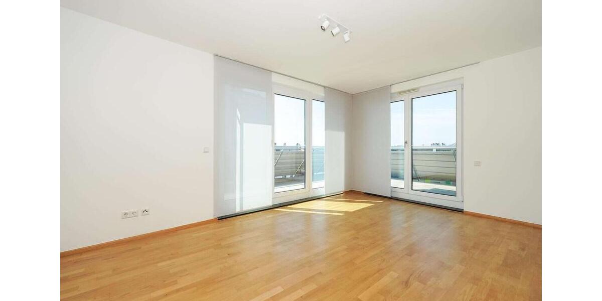 10 Min. ins Zentrum: Modernes Penthouse mit 65 m² Dachterrasse 4 zimmer