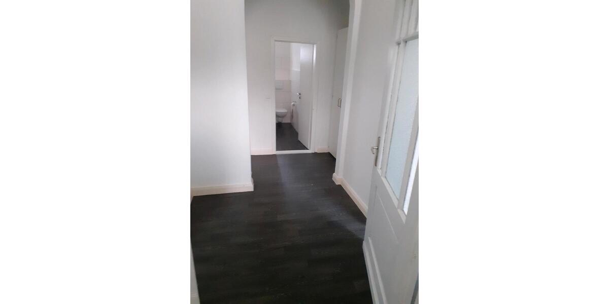 Etagenwohnung Leer (Ostfriesland) - 1 Zimmer, 75 m&sup2;, 390&euro; | Angebot:26120290