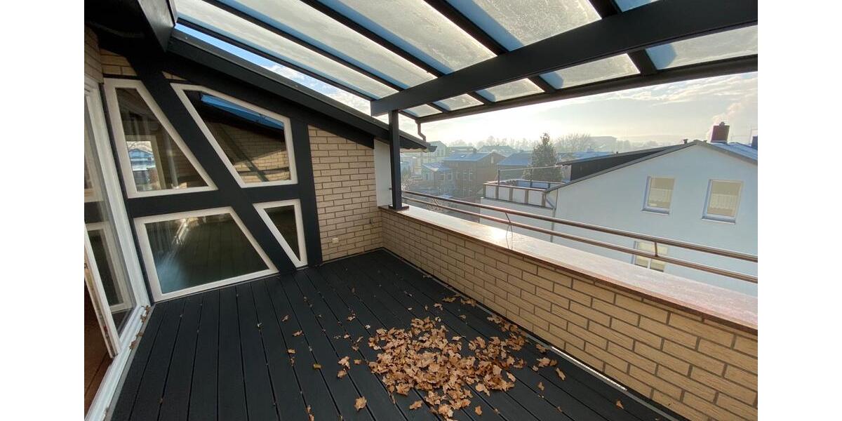 Dachgeschoßwohnung Parchim - 3 Zimmer, 105 m&sup2;, 1.195&euro; | Angebot:25832046