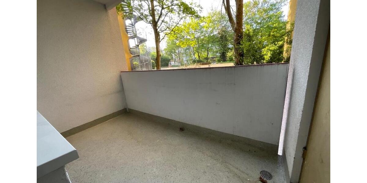 Erdgeschoßwohnung Duisburg Duisburg-Mitte - 3 Zimmer, 77 m&sup2;, 719&euro; | Angebot:24680468