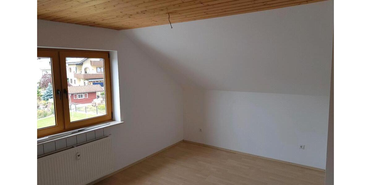 Mietwohnung (DG) 3 zimmer