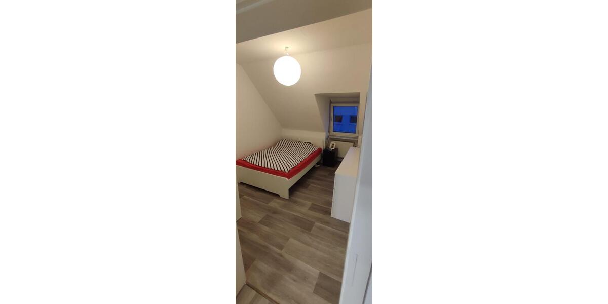 Dachgeschoßwohnung Kassel - 2 Zimmer, 55 m&sup2;, 650&euro; | Angebot:26590828