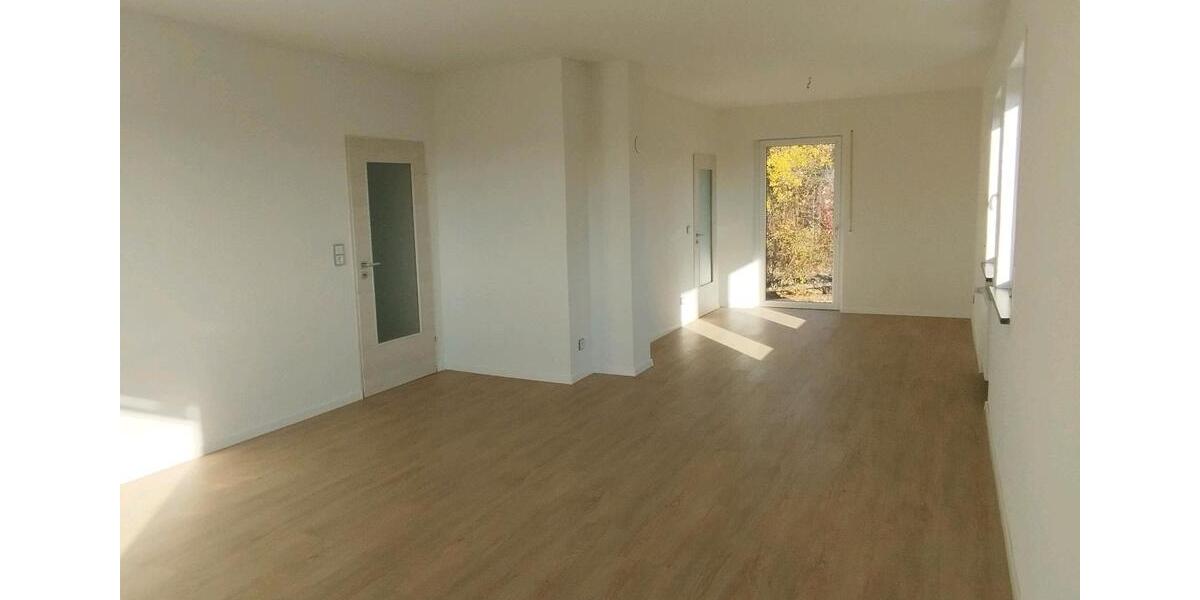 Erdgeschoßwohnung Ebnath - 3.5 Zimmer, 102 m&sup2;, 800&euro; | Angebot:26580899
