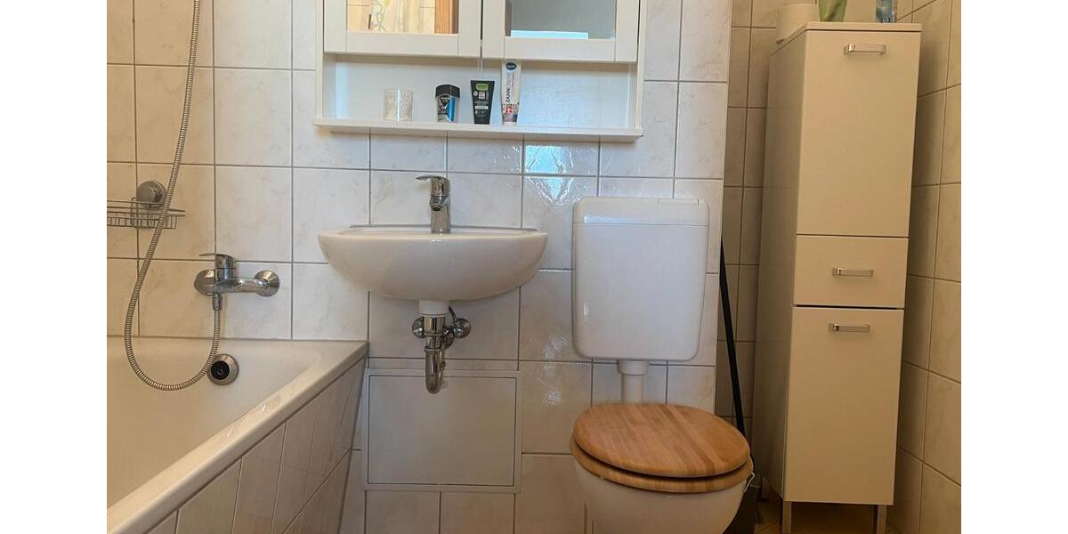 Etagenwohnung Rostock Gehlsdorf - 3 Zimmer, 62 m&sup2;, 405&euro; | Angebot:26703976